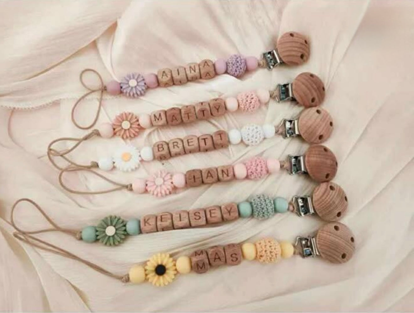 Custom Name Baby Pacifier Clip Holder With Crochet Beads for Newborn