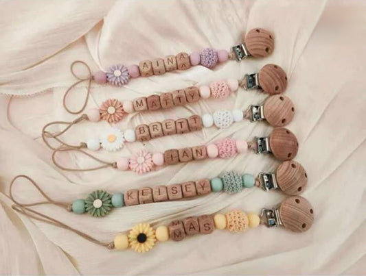 Custom Name Baby Pacifier Clip Holder With Crochet Beads for Newborn