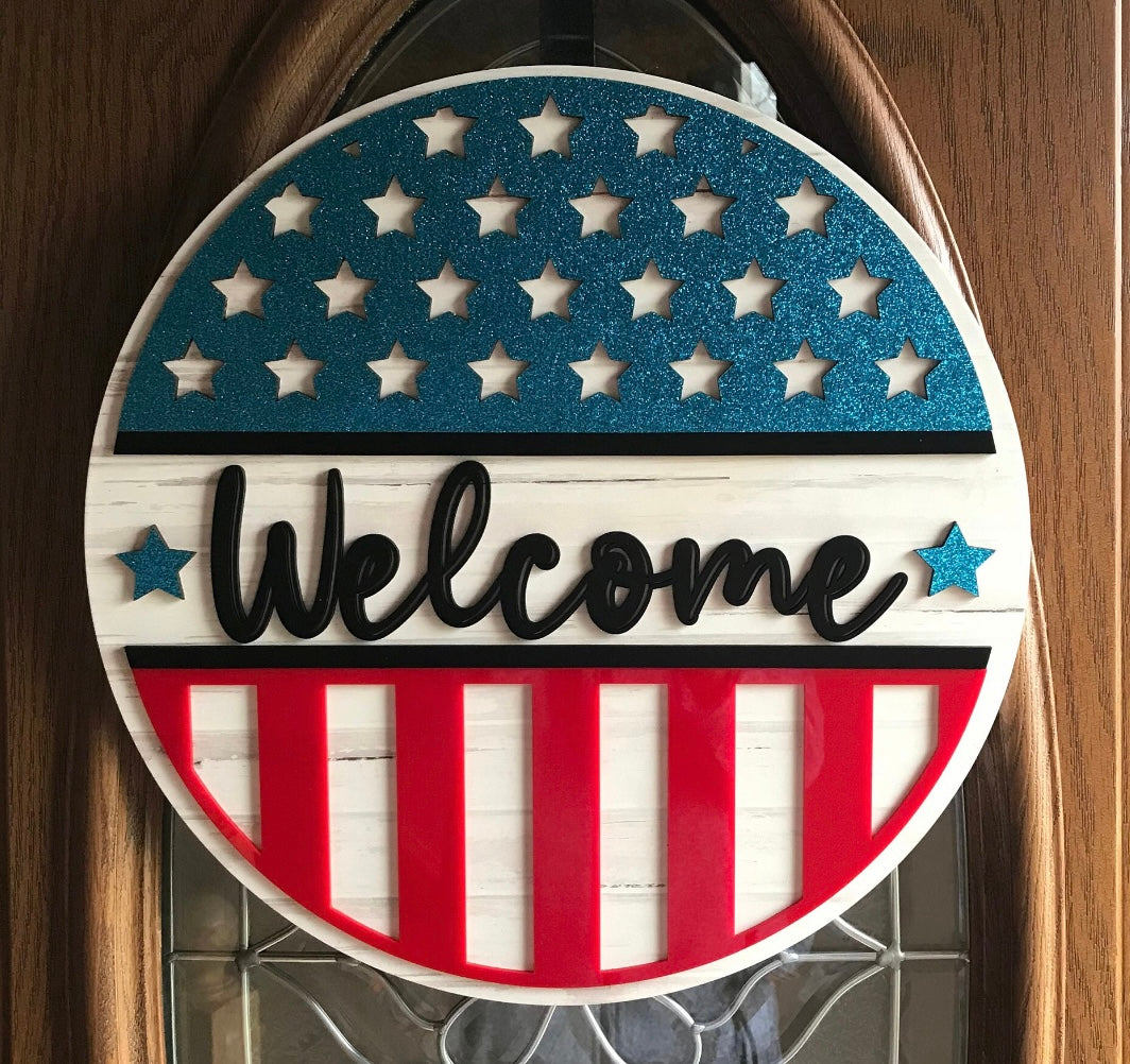 Patriotic Welcome Round Door Hanger Sign, July 4th Door Decor, Stars and Stripes, Independence Day Porch Sign